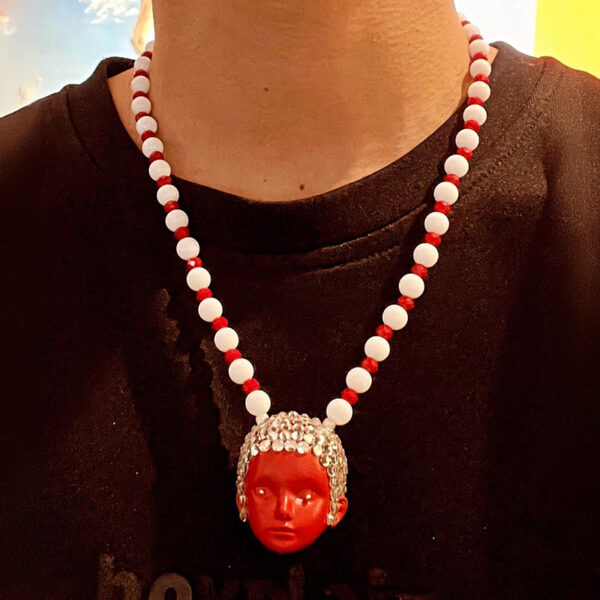 Red faceネックレス3